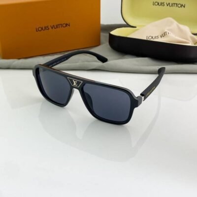 Luois vuton black _