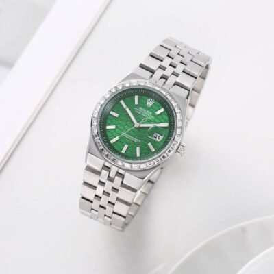 Rollex Oyster Perpetual Land Dweller Diamond Bazel