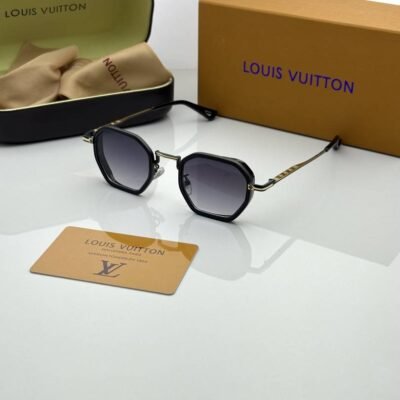Luois vuton 2738 golden black shaded
