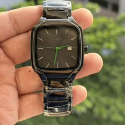 RAADO SQUARE BLACK