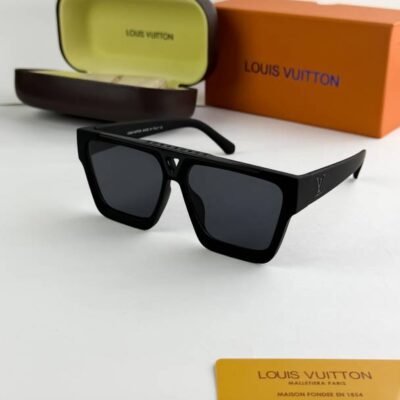 Luois vuton_black_1502