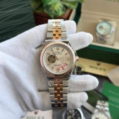 Rollex Land Dweller Automatic Rose Gold W220