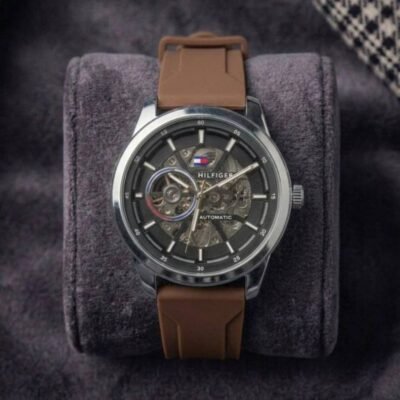 Tommy hilfigar Automatic Silicon Brown-Silver-Black 261