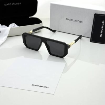Marc. jacobs 1010 black