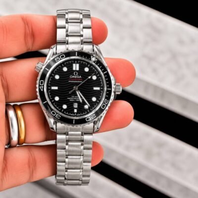 OMEGGA SEAMASTER CO AXIAL 300M SIL BLACK QUARTZ 807