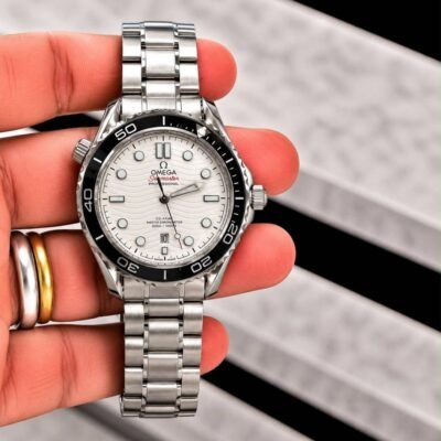 OMEGGA SEAMASTER CO AXIAL 300M SIL WHITE QUARTZ 808