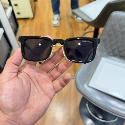Loui vuitton 1008 black gold