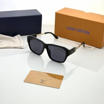 Loui Vuitton 23526 black