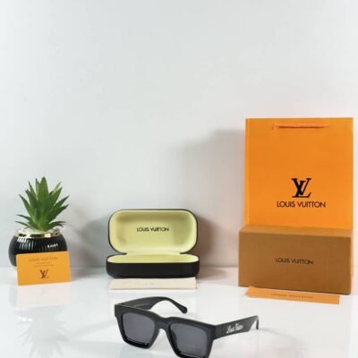 Loui Vuitton 6093 Black