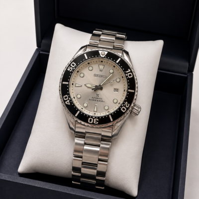 SEIKO PREMIUM SILVER BLUE SWIFT MOVEMENT BACK OPEN