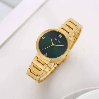 Calvin Kleii_n Eccentric Gold Green