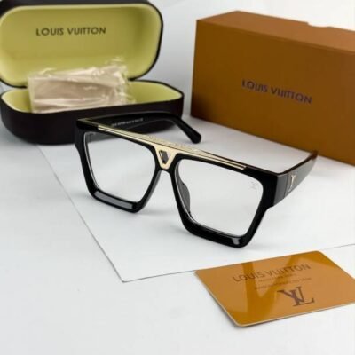Loui_vuitton_gold_black_plano_1502