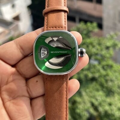 SEVEN FRIDAY ULTRA PREMIUM WATCH